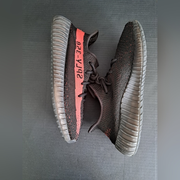 Adidas Yeezy Boost 350 V2, Men's Sneakers Size 7. - Picture 9 of 13